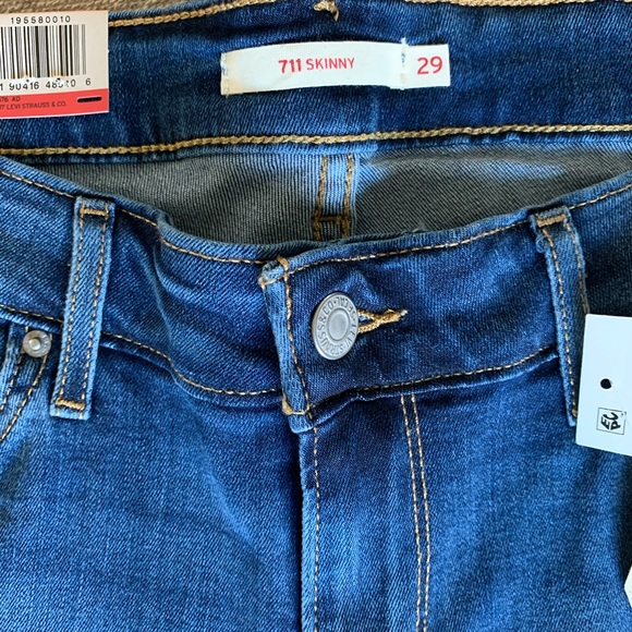 NWT Levi’s mid rise skinny jeans size 29 - Picture 2 of 6
